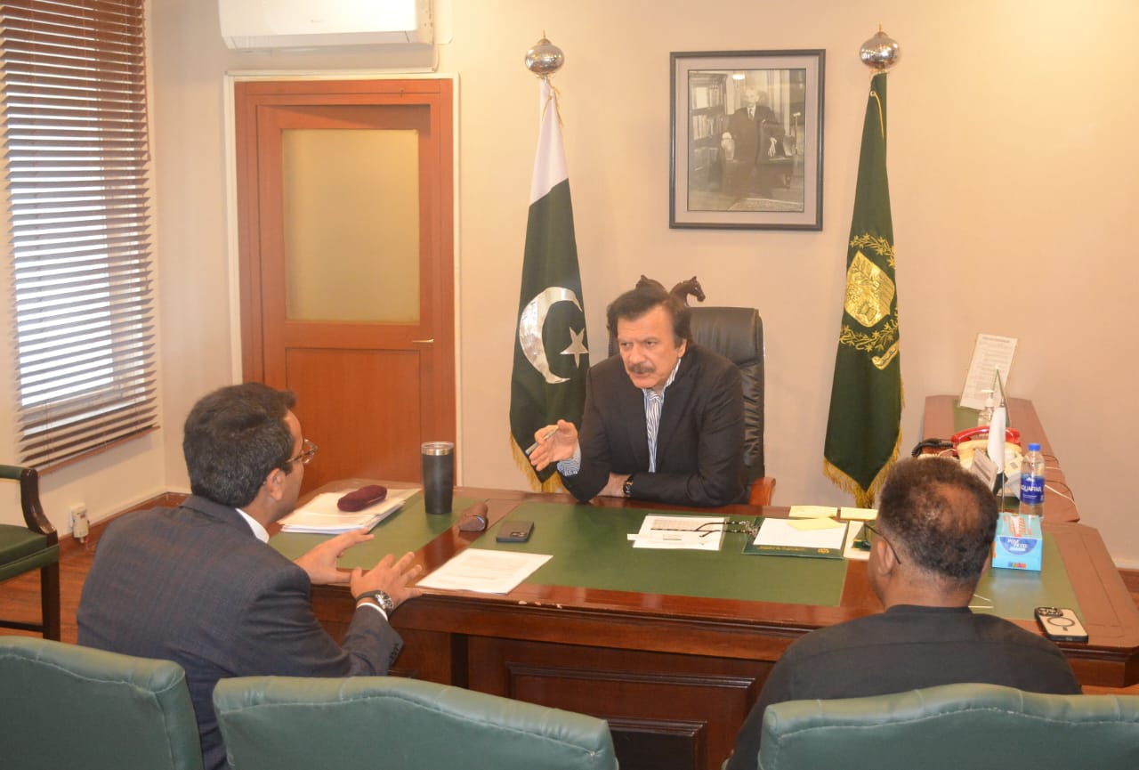 Special Assistant to the Prime Minister Haroon Akhtar Khan Holds Key Meetings with Industry Leaders