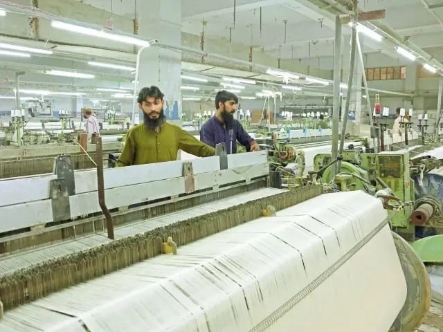 Kohinoor Mills Commences Commercial Production at New Apparel Division to Boost Textile Output