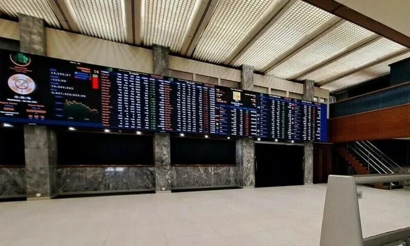 Persistent Selling Pressure Drives Pakistan Stock Exchange into Negative Territory as KSE-100 Continues Decline