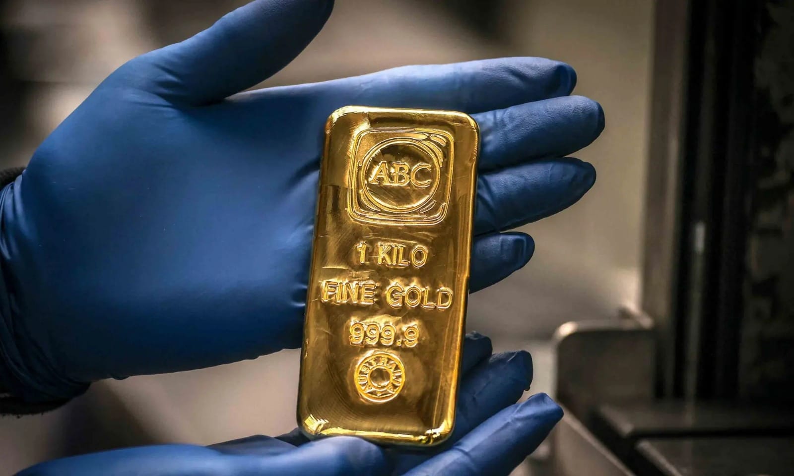 Gold and Silver Prices Hit Record Highs in Pakistan on Global Market Rally