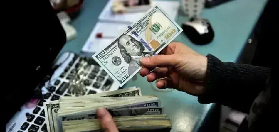 Pakistani Rupee Records Intraday Gain Against US Dollar Amid Positive Market Sentiment