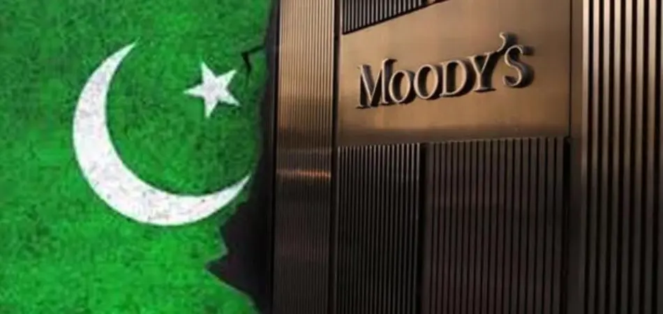 Moody's Downgrades Outlook for Pakistan's Banking Sector to "Stable"