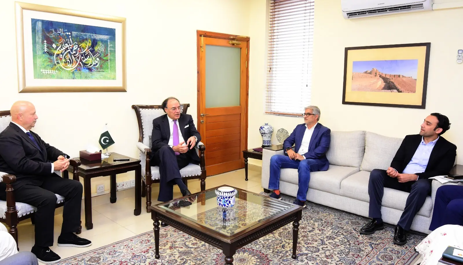 Jazz Unveils $1 Billion Investment Plan in Meeting with Finance Minister to Boost Digital Pakistan