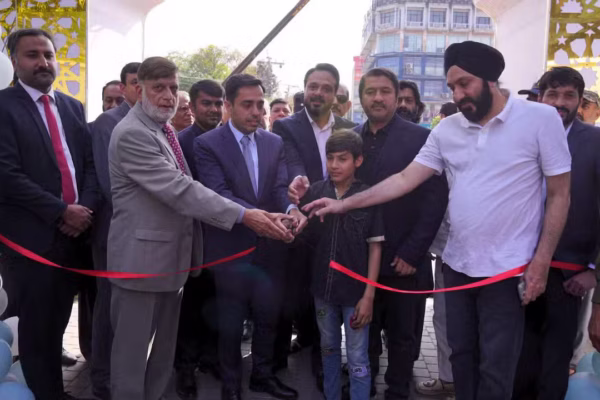 Lahore’s Liberty Market Goes Cashless in Major Digital Payments Push