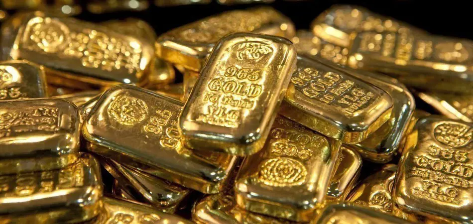 Gold Steady at $4,400 as Markets Await Key U.S. PPI Inflation Data